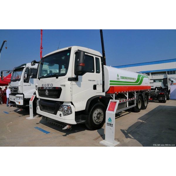 Sinotruk Howo Spray Gun Car Liquid Tanker Truck  , Fire Sprinkler 20cbm
