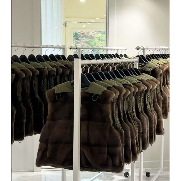 Yangyuan County Hongjun Fur Co., Ltd.