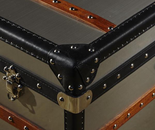 Brush Stainless Steel Side Coffee Table , Antique Vintage Trunk Coffee Table Business Storage