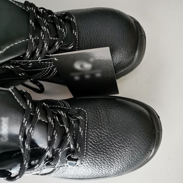 Global Sale Anti-Slip Work Shoes with Widened Steel Toe and Genuine Leather Lining