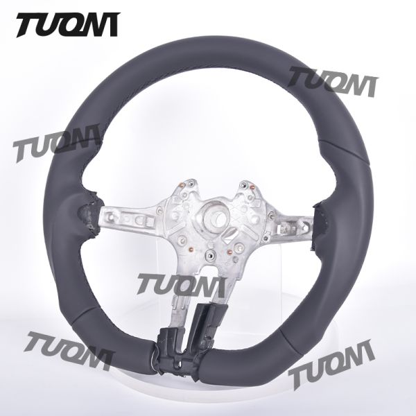 Customized Bmw Carbon Fiber Steering Wheel with Flat Bottom and Real Leather