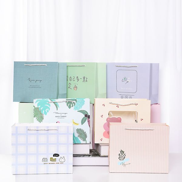 SZCX Small Gift Drawstring Custom Kraft White Price Channel so Logo /Perfum Victoria Secret Paper Bag