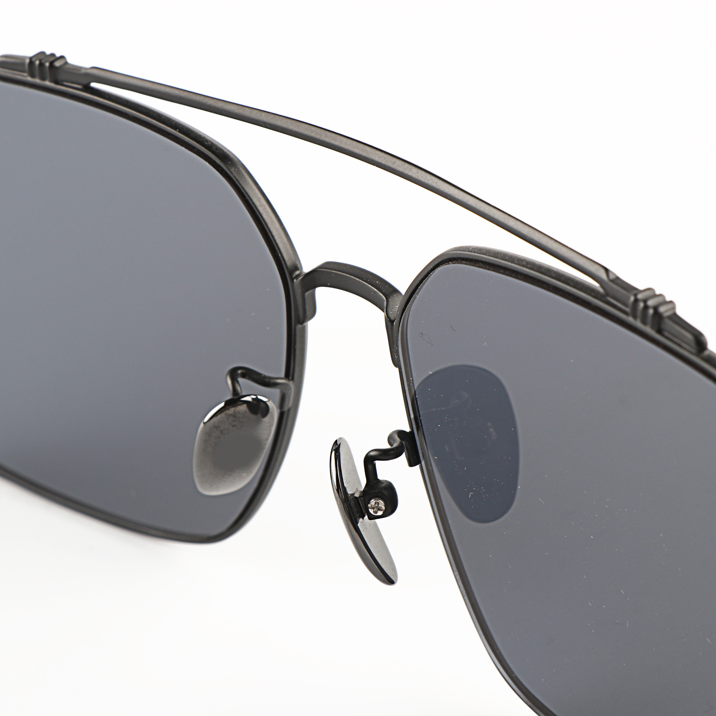 China Nice Ladies Thin Oversized Cycling Bike Pilot Sunglass Stylish Men Women Dusk Golf High-quality Sunglasses Name Brand Logo