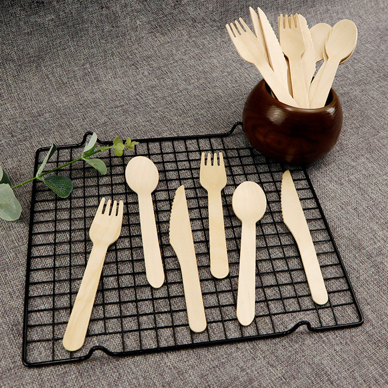 Food Grade and Eco-Friendly Disposable Wooden Tableware with Straight Style Wooden Spoon