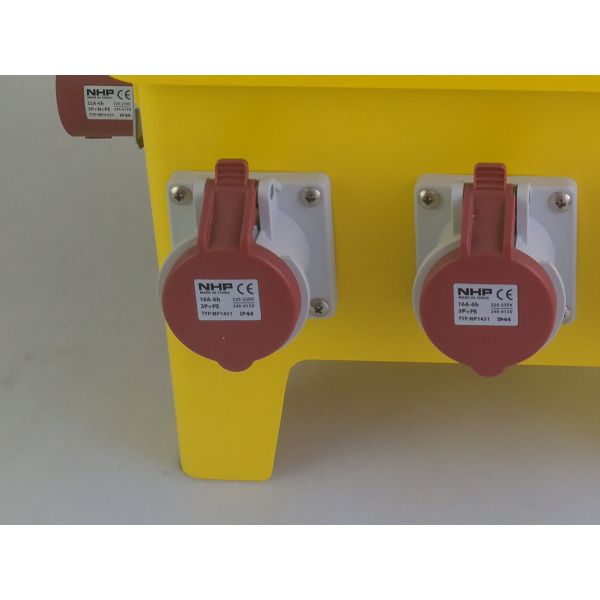 Mobile Temporary Distribution Board , EN60439 4 Portable Power Distribution Panels