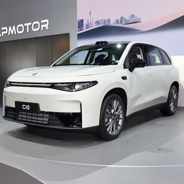 Испанский язык 2024 Leapmotor C10 EV Электрический внедорожник 530 Comfort Edition с 5 местами