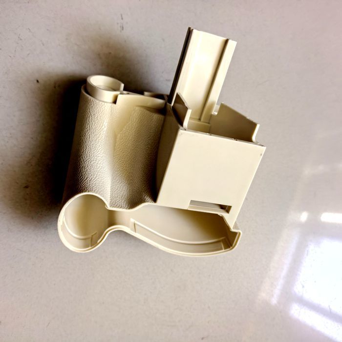 High Performance Precision Mold Parts Automatic Curtain Accessories Customized Plastic Components