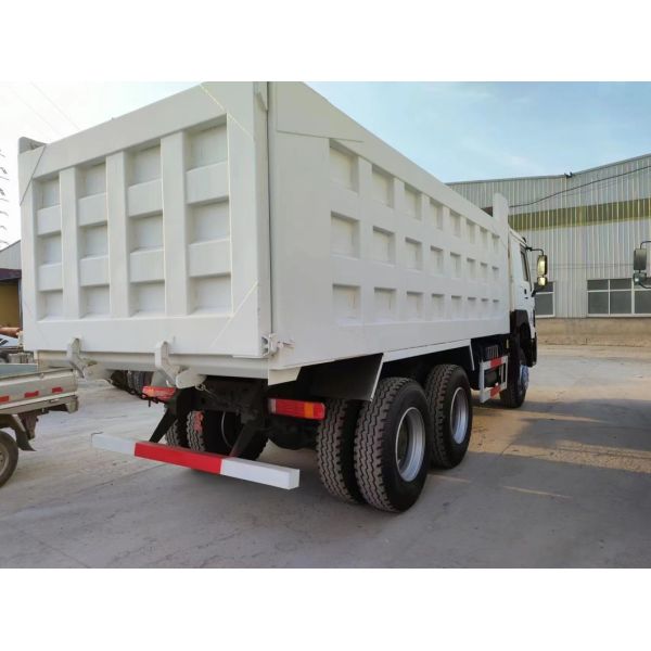 6×4 Front Lifting Style Dump Truck 351-450HP Secondhand Sinotruck HOWO 10wheeler White