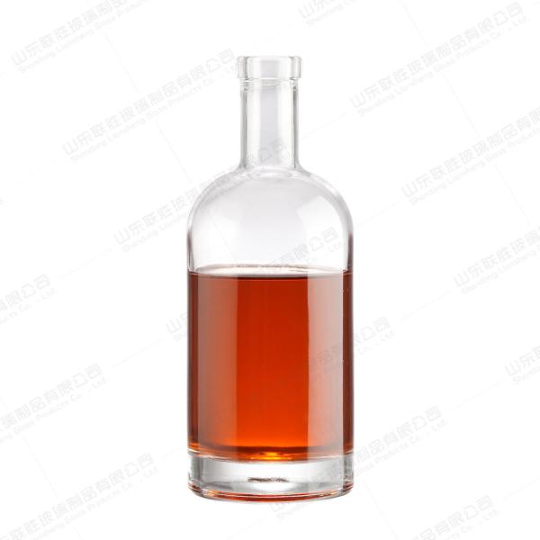 Garrafas de vidro de vodka feitas de vidro com material e corpo aceitáveis para OEM/ODM