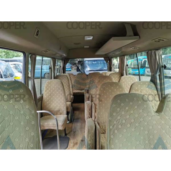 23-29 используемый местами автобус Тойота автобуса Тойота используемый каботажным судном с роскошным внутренним украшением