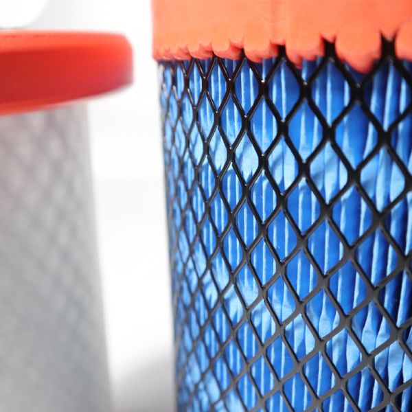Engine Air Intake Filter for Kinglong XMQ6871 Bus Air Cleaner Material For Bus Efficiency