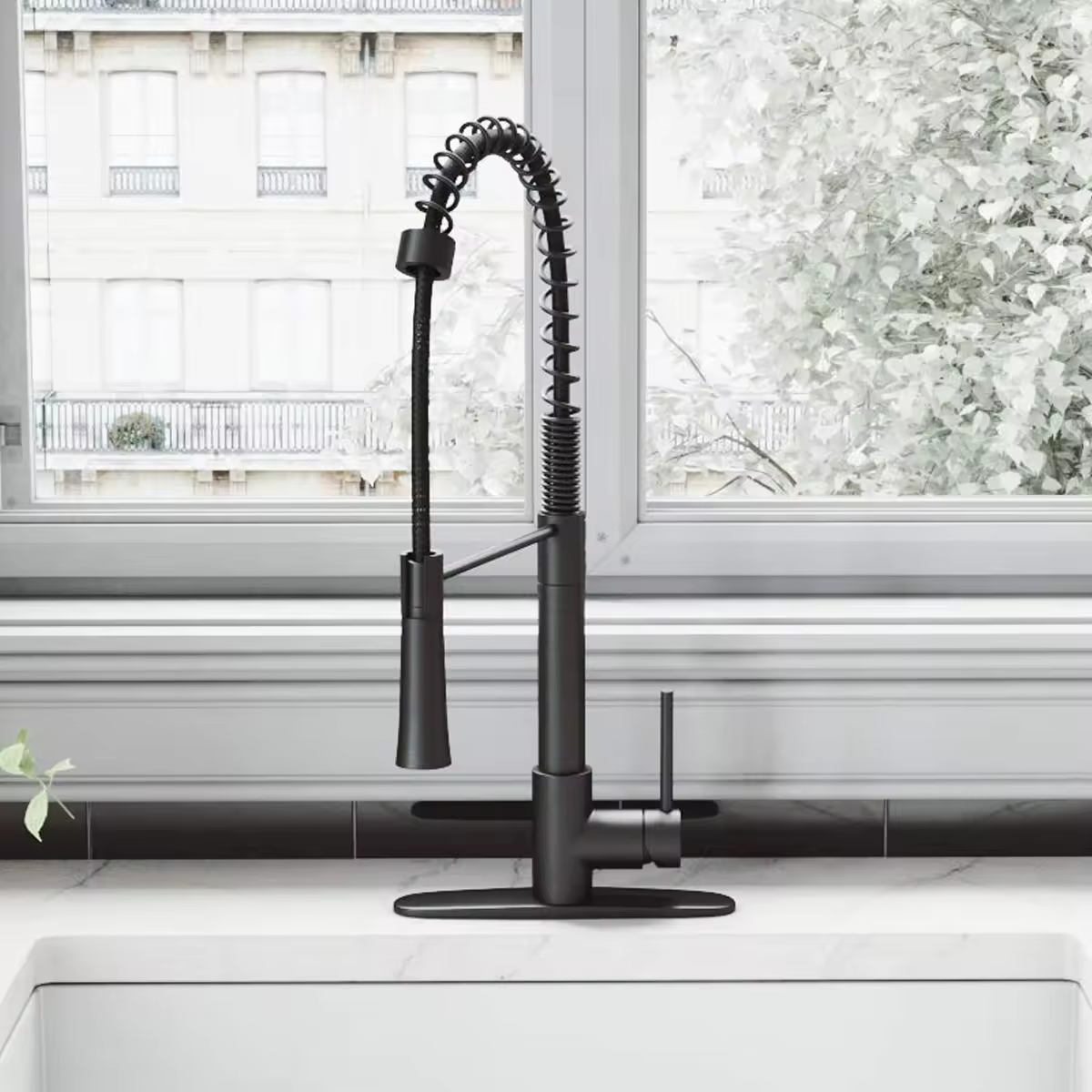 304 Stainless Steel Pull Out Faucet for Kitchen Modern Design Style Deck Mounted