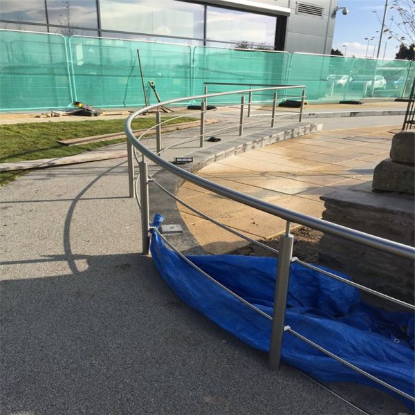 Перила балкона стали Адвокатуры штанги, крытый рельс лестницы для террасы палубы квартиры