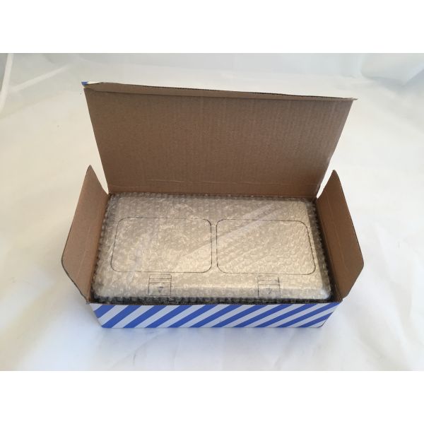 Прочная таблица установила двойное гнездо пола для двойной телефонированной сети