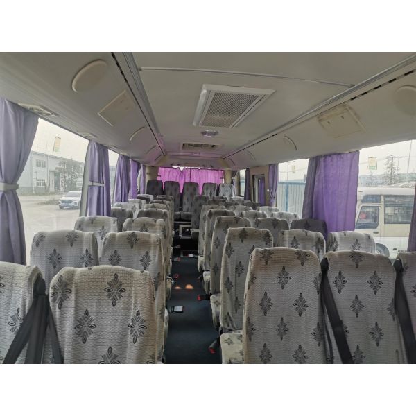 Подержанное окно ZK6888 уплотнения двигателя 162kw автобуса 45seats 2+3layout Yuchai Yutong автобуса