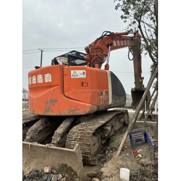 Valve hydraulique d'origine utilisée Hitachi ZX130 Excavateur à rampe ZX120 ZX130US 13Ton Japon