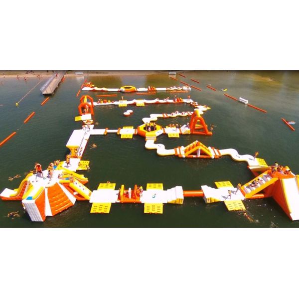 France Inflatable Aqua Park Games With TUV Certification For Lake