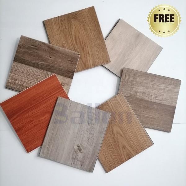 Piso PVC impermeable con diseño de grano de madera y diseño personalizado