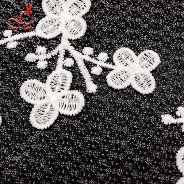 Вышитый 100% полиэстер шнурок Буссы ткани шнурка флористический для платья свадьбы с швейцарской сетью