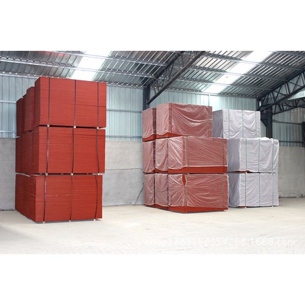Waterproof Red Film Faced Plywood , Melamine Laminated Plywood 2 Time Hot Press