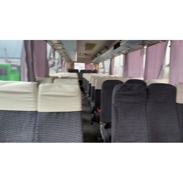Second Hand Microbus 60 Seats 2+3 Seats Layout Yuchai Engine Blue Color Air Conditioner Used Young Tong Bus ZK6107