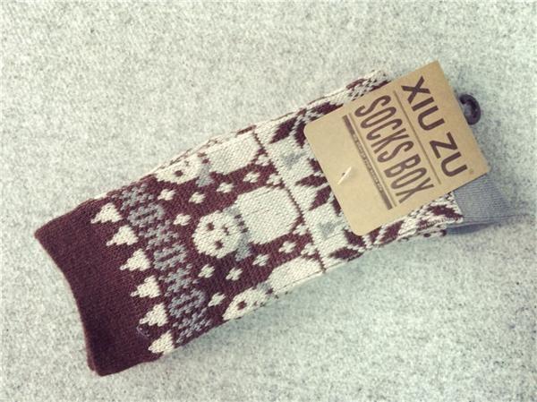 Fashion customized christmas snowman design winter acrylic thick socks for female