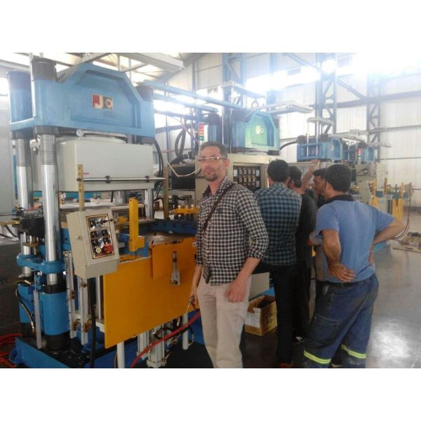 Vacuum Rubber Products Making Vulcanizing Press Machine