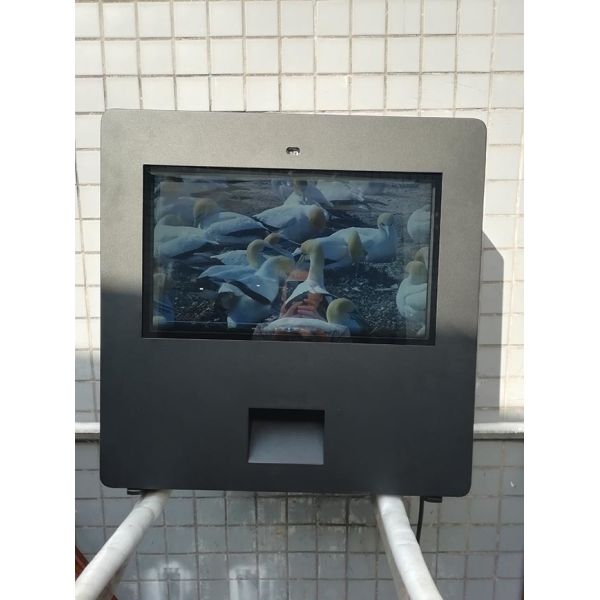 21.5-inch custom-designed small wall-mounted mini outdoor advertising display