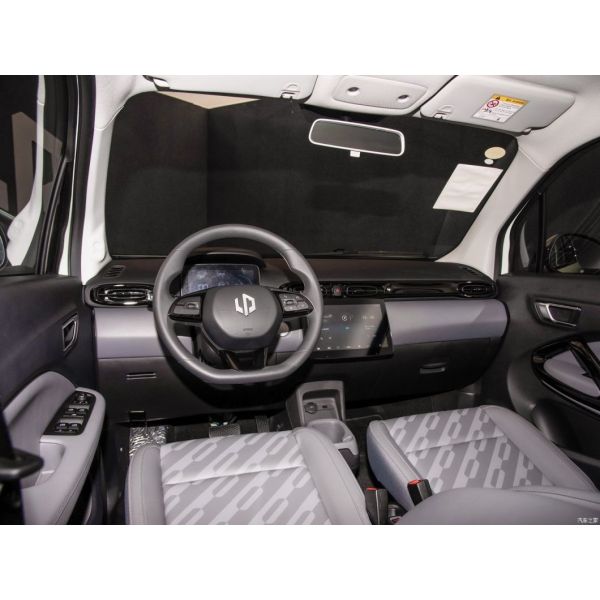 Leapmotor T03 2024 Fwd Мини-автомобиль 200-403 км Электрический семейный автомобиль с объемом ≤1000cc