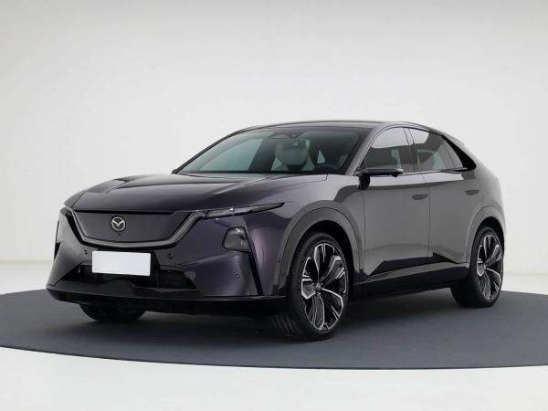 Voitures d'occasion populaires Paramètres de base pour un VUS de taille moyenne avec type d'énergie électrique pure et temps de charge rapide de 0,25 heure