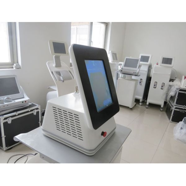 30W Vascular Laser Vein Removal Machine For Blood Vessels Treatment