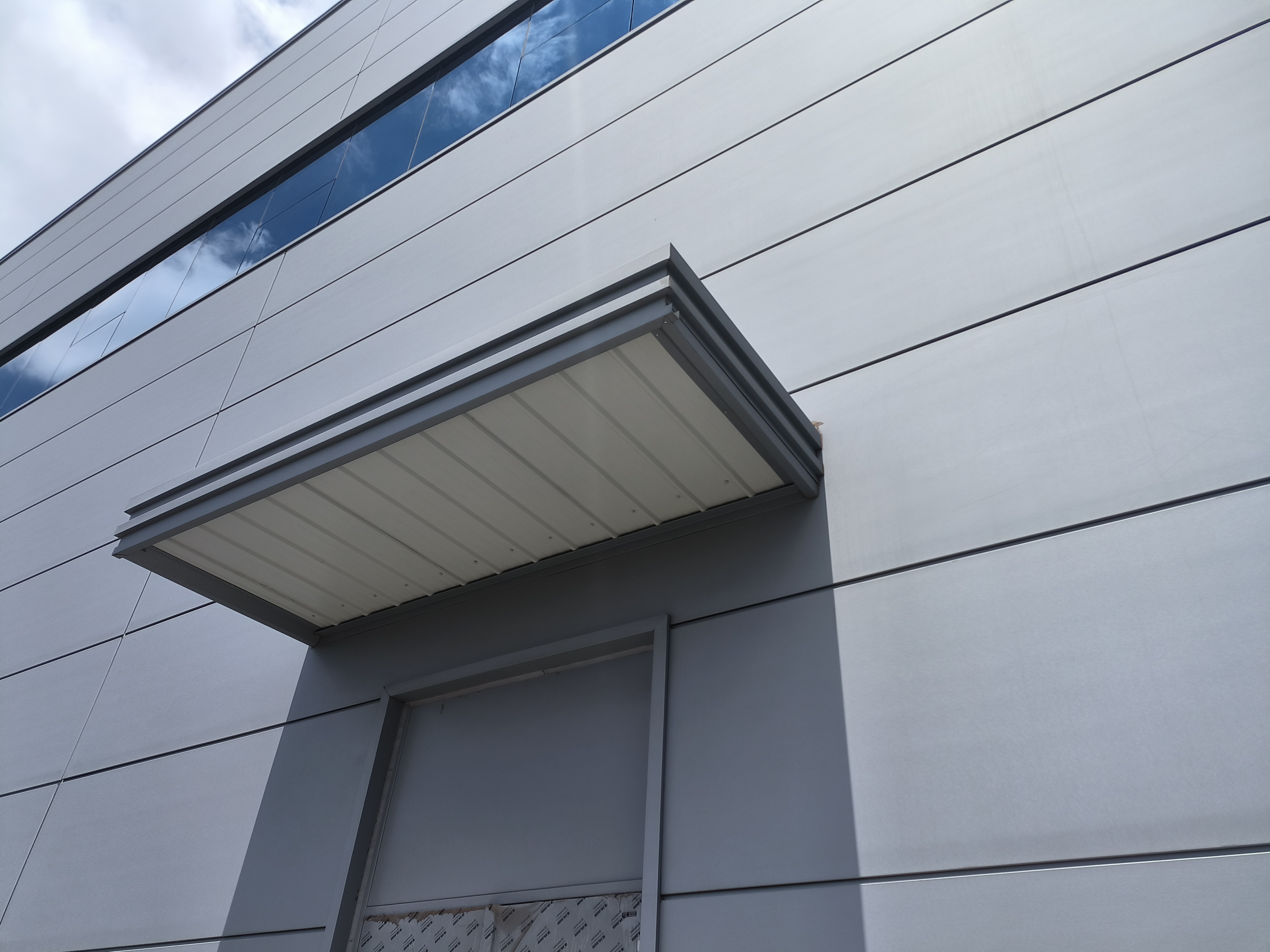 Large Span Prefabricated Steel Structure Workshop Industrial Production Plant Construction