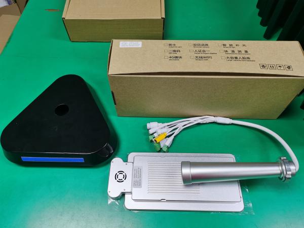 Table Top Standing 8 Inch Facial Recognition Android Tablet Support USB Ethernet DC 12V RS485 Wiegand