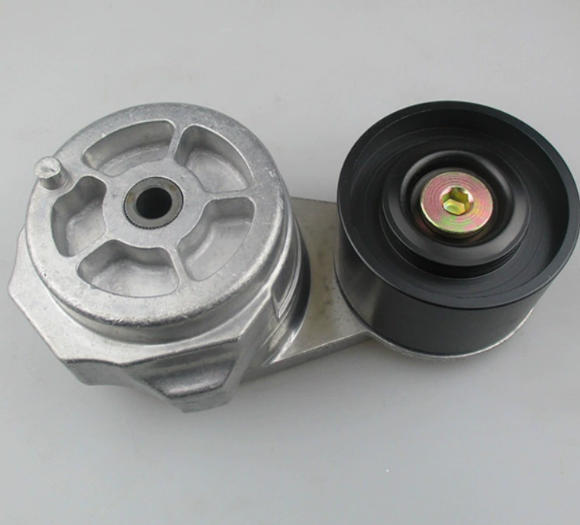 Komatsu PC220-8/PC300-8 Excavator Belt Tensioning pulley 6D107 Tensioning pulley 3976834