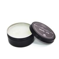 Les bottes en cuir chaussent le soin de conditionneur de Mink Oil Wax Cleaner And