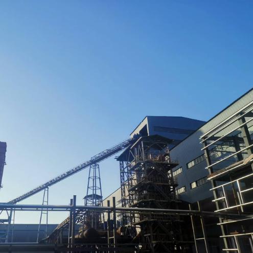 Convoyeur à bande industrielle à haute inclinaison à angle élevé
