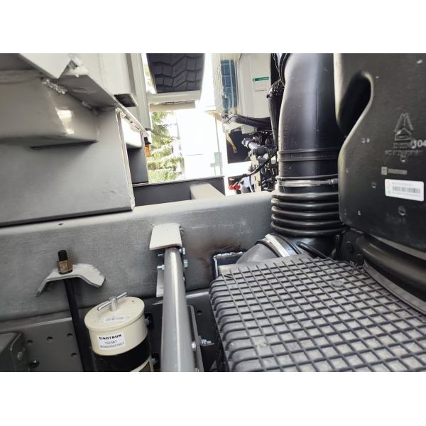371HP White U-Shaped Cargo Box Dump Truck with Superior Mid-Lift Performance