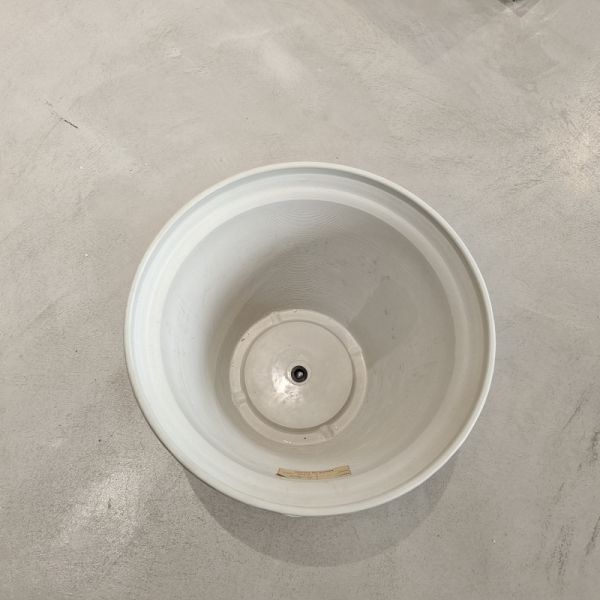 Легкие внутренние и наружные пластиковые горшки с дренажными отверстиями