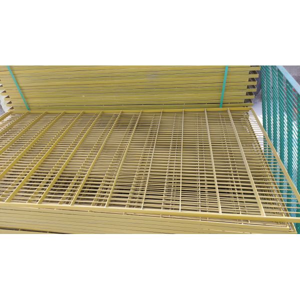 Пола решетки металла клетки сетка нижнего стальная скрежеща пропитанное пластиковое