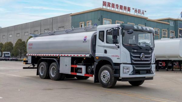 Low Price 371hp 20000 Liter Chinese Dongfeng Oil tank Truck Refueling Truck