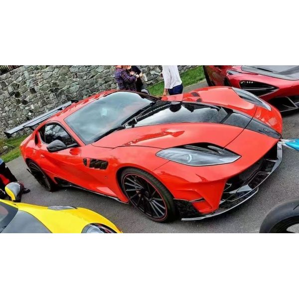 Para Ferrari 812 Fibra de carbono Kit de carrocería 812 Modernizado estilo MSY Fibra de carbono delantera y trasera del parachoques
