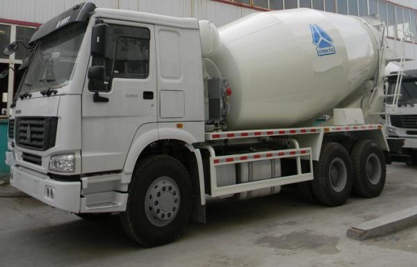 Concrete Mixer Truck SINOTRUK HOWO 12CBM 336HP 6X4 RHD ZZ5257GJBN4048W