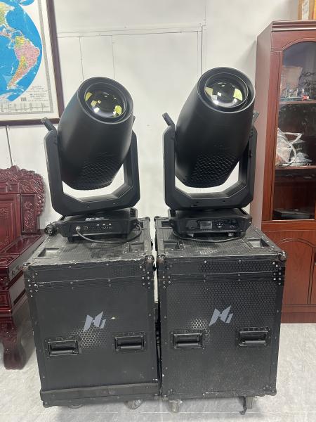 Used EK E-MAX HR cutting light in new condition and short service life