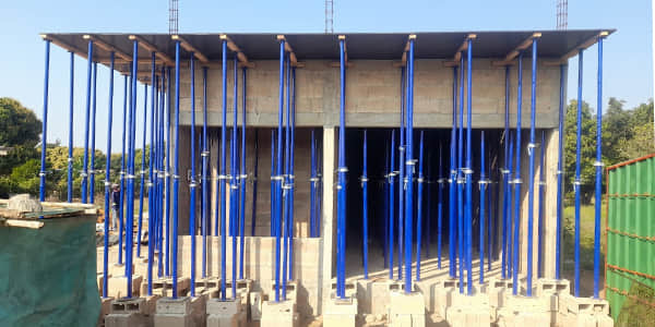 Adjustable Shoring Prop with High Load-Bearing Capacity and Galvanized Finish for Steel Scaffolding