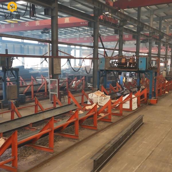 Construction de bâtiments industriels en acier préfabriqués