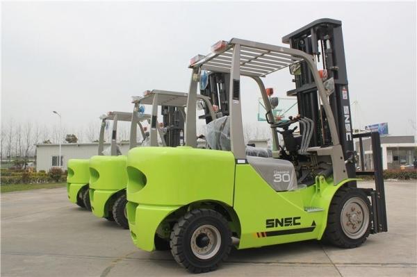 Xc490 Engine Diesel Counterbalance 3000kgs Side Shifter Forklift