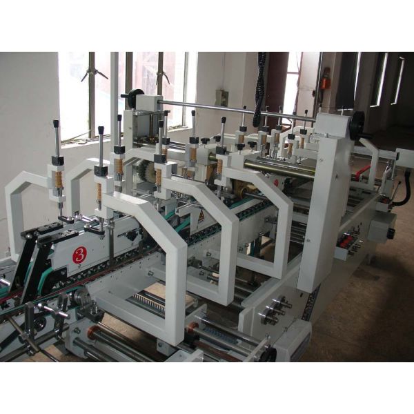 Paperboard Box Folder Gluer Machine 7KW 380V 8900 X 1100 X 1350mm KSHG 800 Model