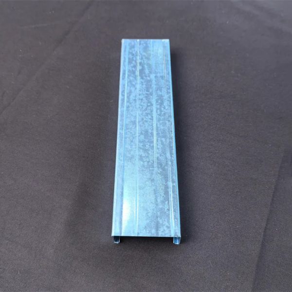 Interior Decoration Light Steel Keel With High Corrosion Resistance And Various Colors Metal Stud Framing Track