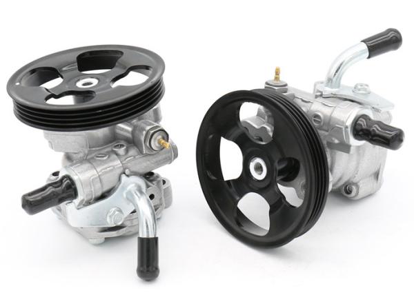 MR267450 Car Power Steering Pump For Mitsubishi Pajero V31 MR267854 / MR267659