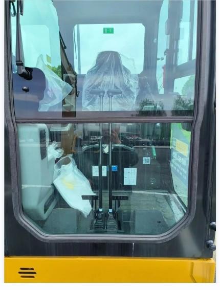 Second-hand CAT307 excavator with low price and excellent quality Bucket capacityUD0.33m³ Machine weight7023 kg - 7470kg